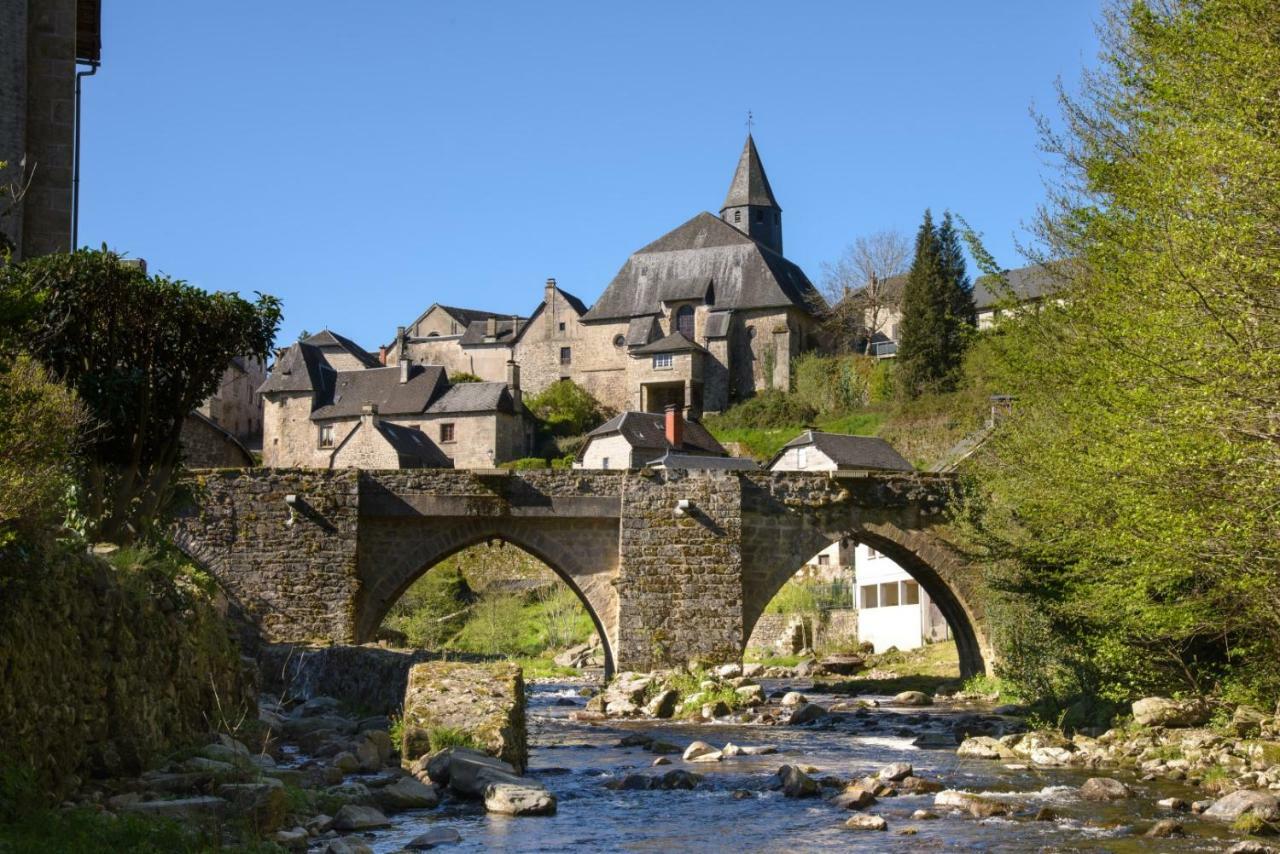 לינה וארוחת בוקר Treignac Chambre D'Hotes Des Monedieres מראה חיצוני תמונה
